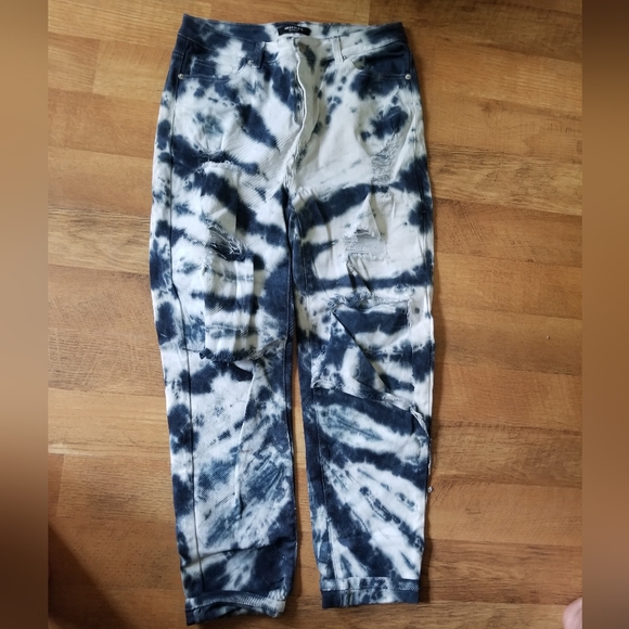 American Bazi Jean - Picture 2 of 5